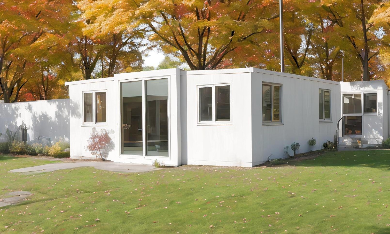 Eco-Friendly Expandable Container House Nordic Design Quick Assembly for Family Guesthouses, Forest Cabins & Art Studios